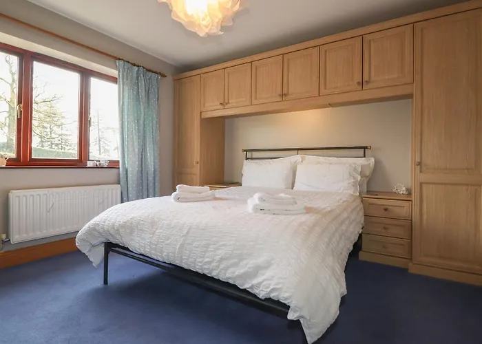 Beech Nook * كيسويك